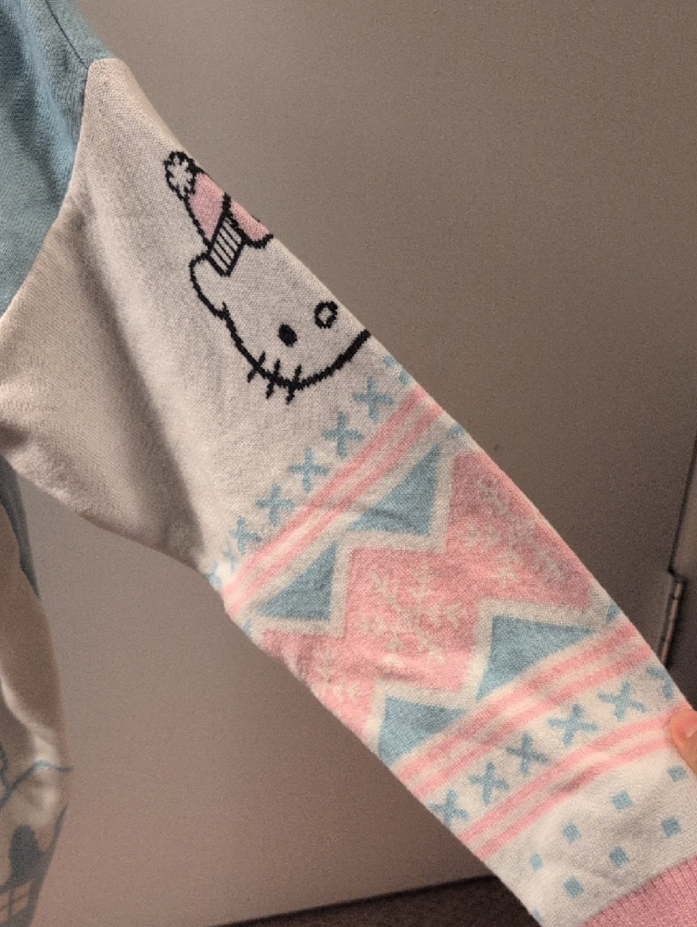 Sanrio Hello Kitty And Friends Winter Skiing Pastel Cardigan NWT - Picture 7 of 14
